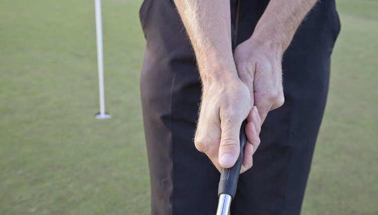 Ways to Grip a Putter