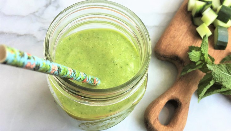 Green Superfood Smoothie Jar