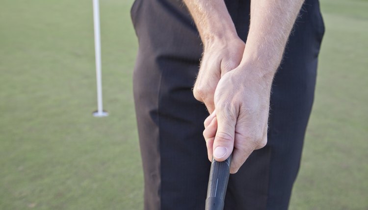 Ways to Grip a Putter