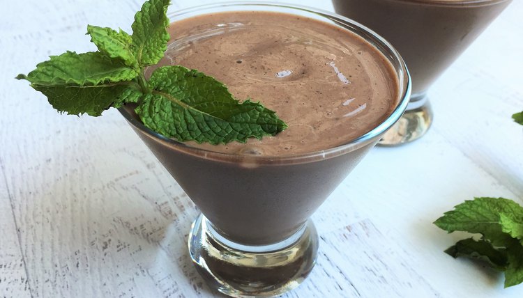 Silken Dark Chocolate-Mint Smoothie