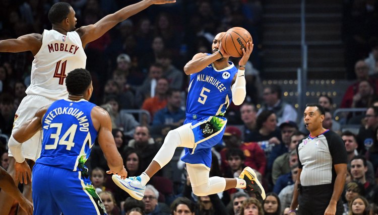 Milwaukee Bucks v Cleveland Cavaliers