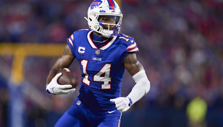 Tennessee Titans v Buffalo Bills
