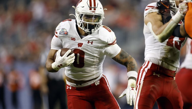Guaranteed Rate Bowl - Wisconsin v Oklahoma State