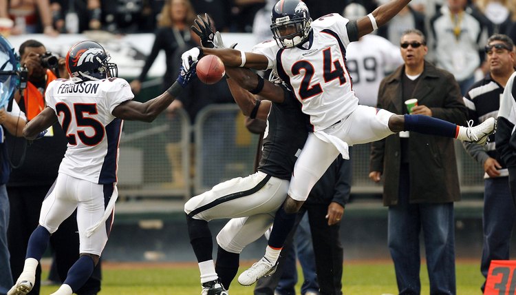 Denver Broncos vs Oakland Raiders - November 12, 2006