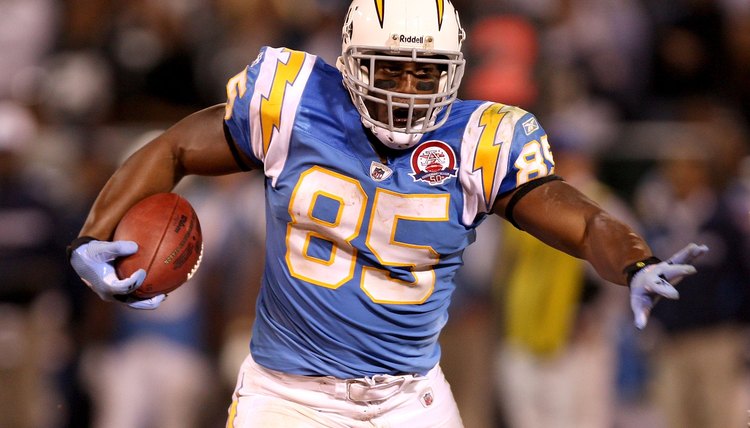 San Diego Chargers v Oakland Raiders