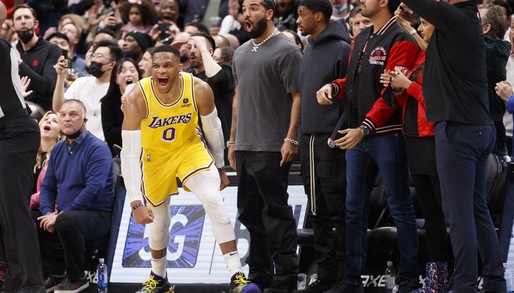 Los Angeles Lakers v Toronto Raptors