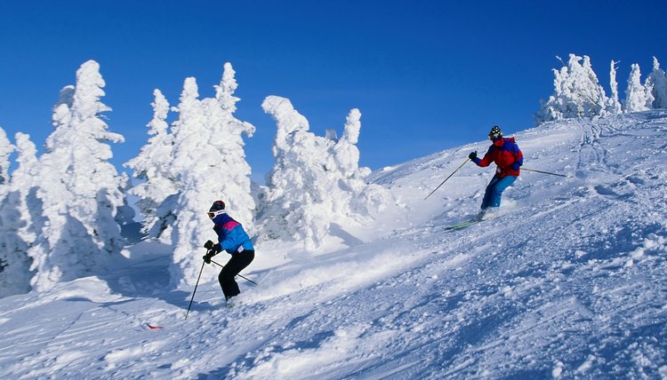 People skiing
