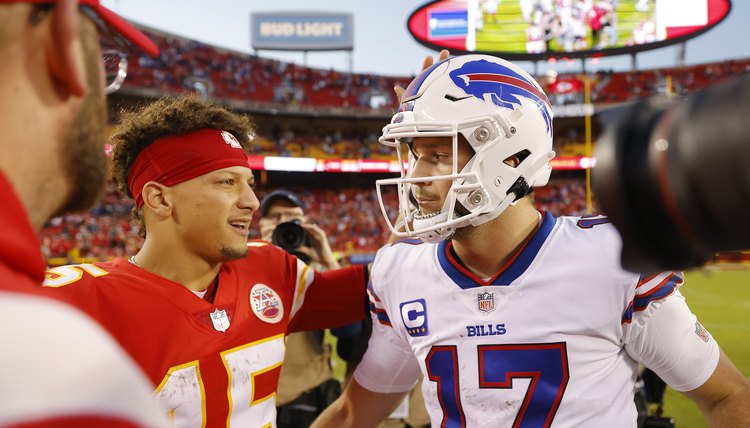 Buffalo Bills v Kansas City Chiefs