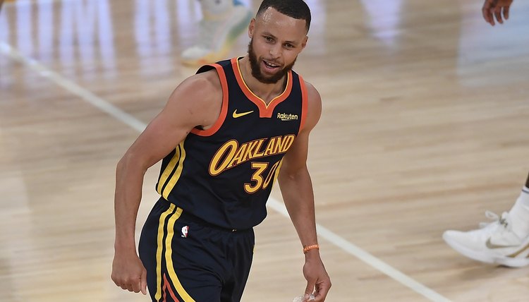 Golden State Warriors v Los Angeles Lakers - Play-In Tournament
